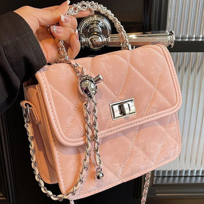 LuxeShine™ Diamond Chain Messenger Bag – Stylish, Portable & Perfect for Women